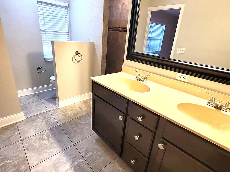 622 Green Meadow Ave — Photo 19