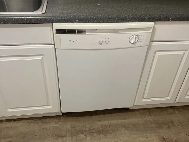 6105 Trent Dr NW — Photo 12