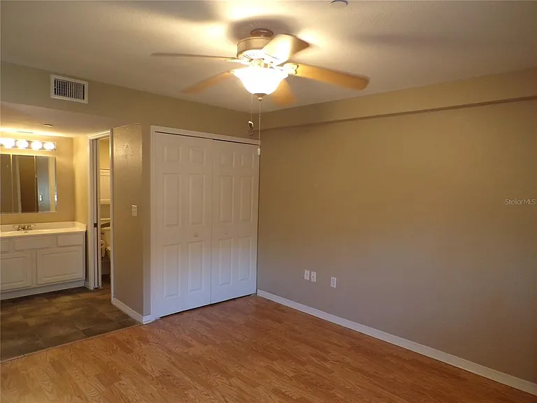 150 Harborside Ave #133 — Photo 25