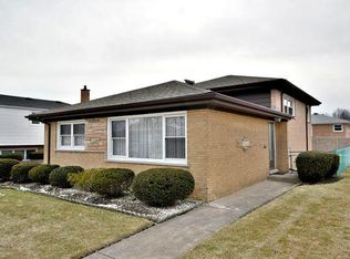 7647 Greenwood St, Morton Grove, IL 60053