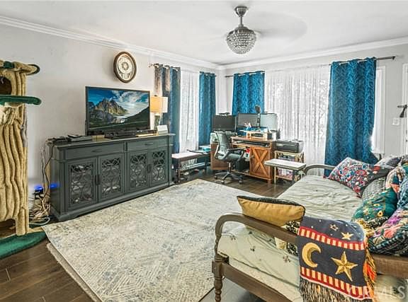 5th image of 5470 Cerritos Ave