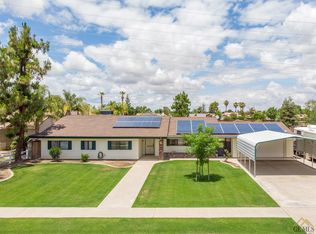 11200 Dee Dee Ct, Bakersfield, CA 93312