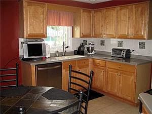2nd image of 223 Cresthill Ave