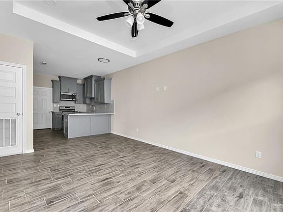 5th image of 1100 E Mahala Ave #3