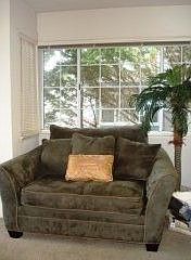 4th image of 375 Michelle Ln