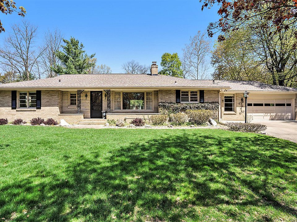 1st image of 1324 Meadowbrook Ln
