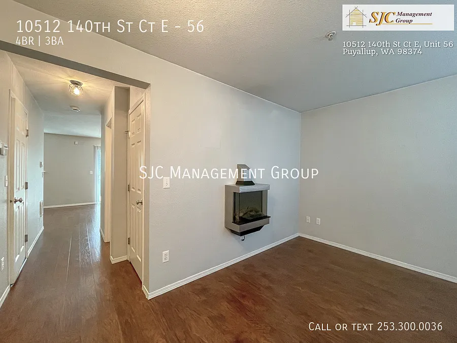 4 Bedroom 2.5 bath South Hill Townhome — Photo 2