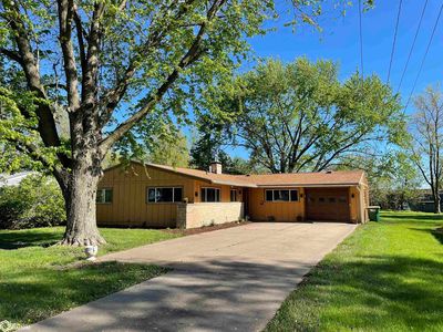 300 E Fillmore Ave, Fairfield, IA, 52556
