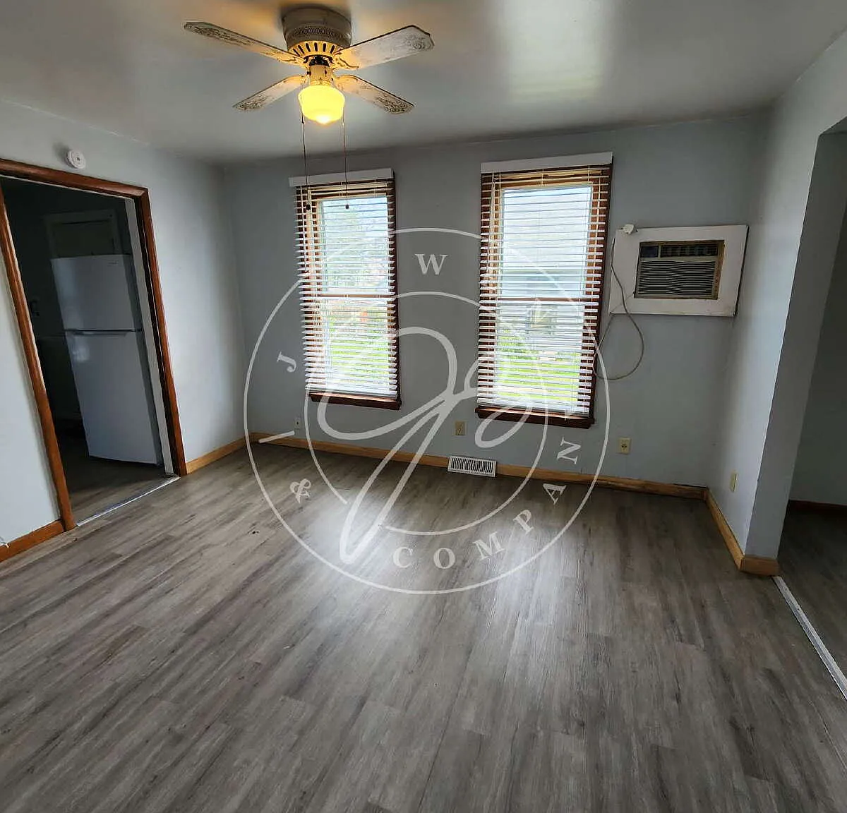 2 bed, 1.0 bath, 800 sqft, $850 — Photo 3