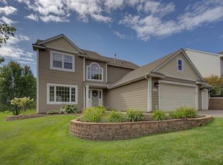 8602 Birch Ct, Inver Grove Heights, MN 55076
