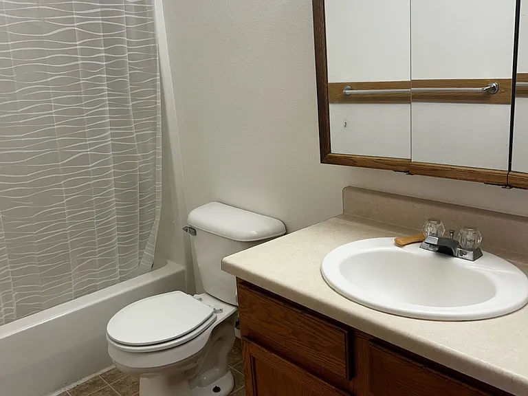 936 Palmer St — Photo 13