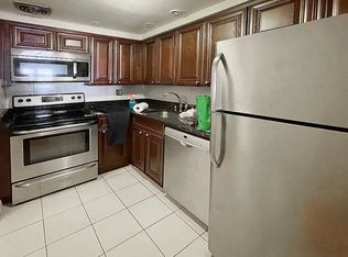 31-48 29th St #12, Astoria, NY 11106
