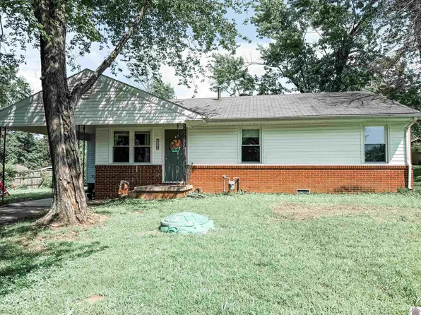 719 Elder St, Calvert City, KY 42029