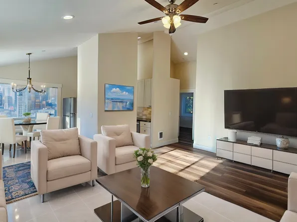 705 Rainier Blvd N APT 3, Issaquah, WA 98027