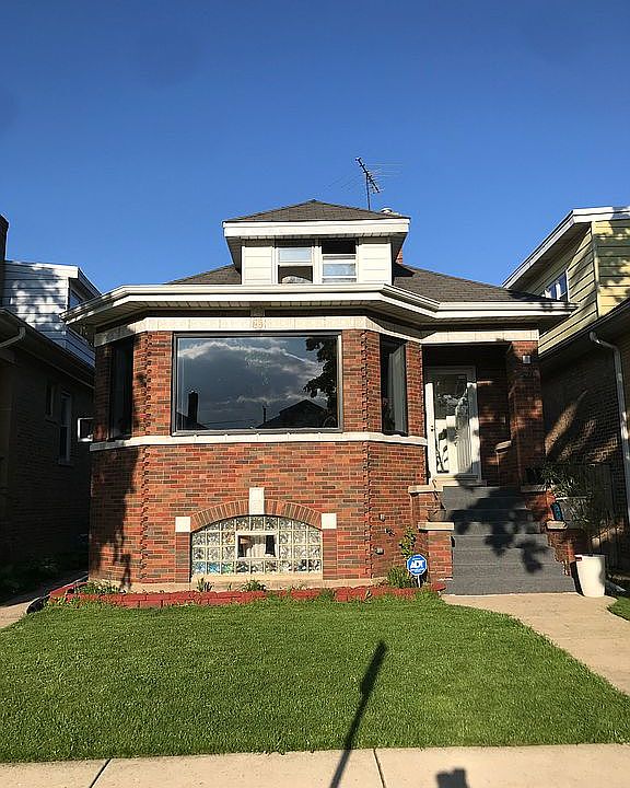 1st image of 2921 N 76th Ct