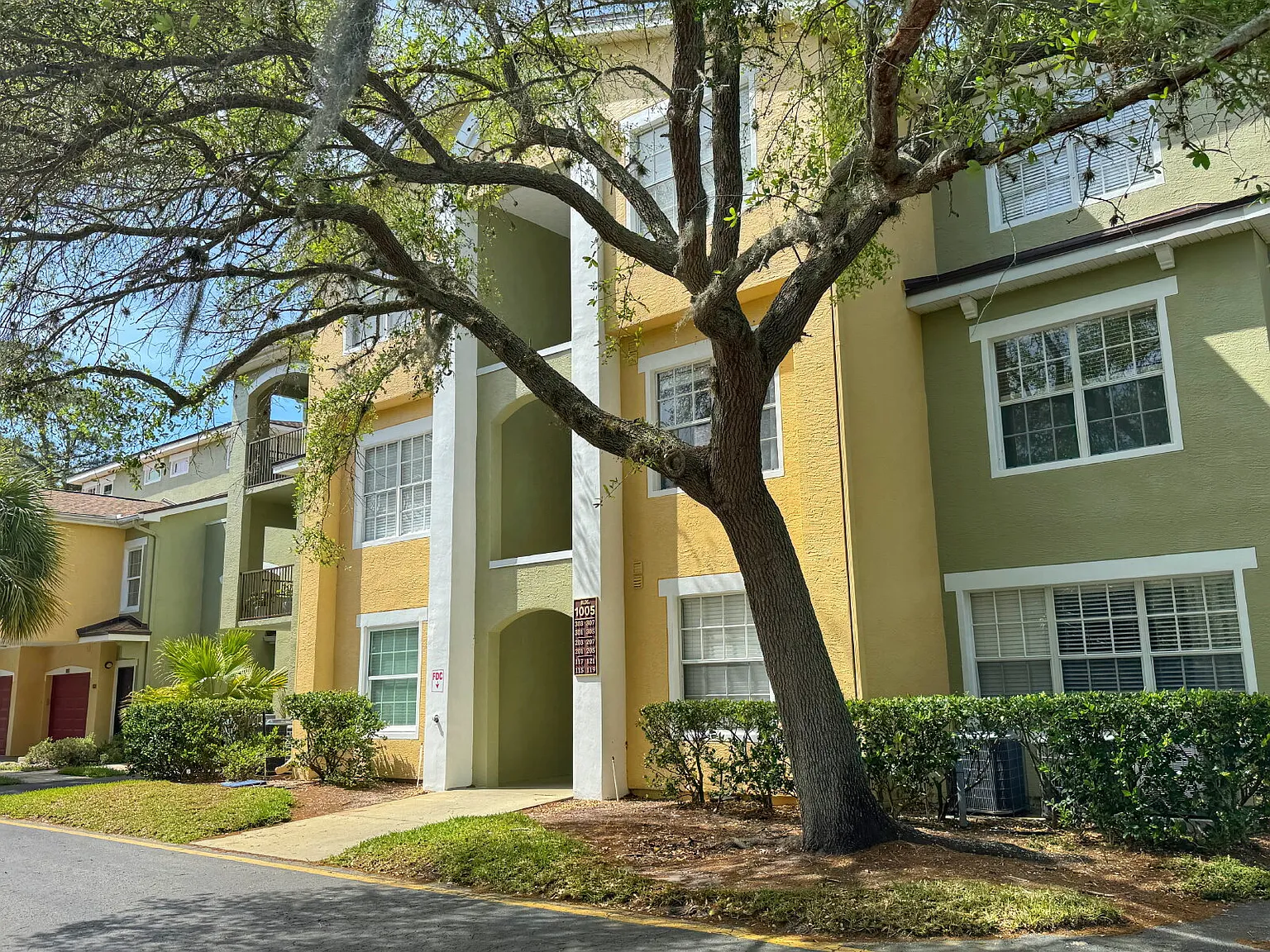 2 bed, 2.0 bath, 1260 sqft, $1,675 — Photo 4
