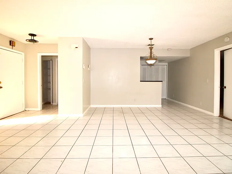 6287 Scotch Pine Ln — Photo 13
