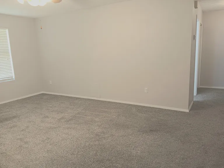55 Norvel Dr — Photo 11