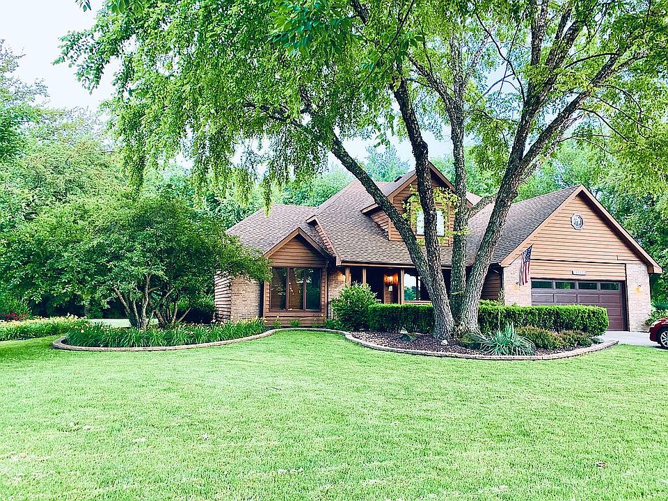 1st image of 25549 W Chipwood Dr