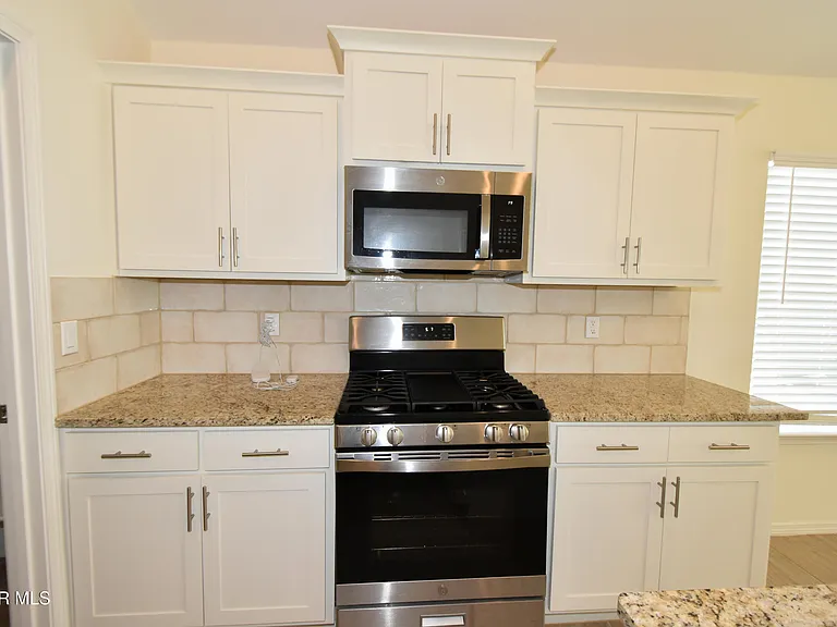 1253 Indigo Sky St — Photo 10