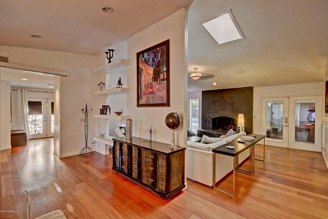 2nd image of 12202 N 58th Pl