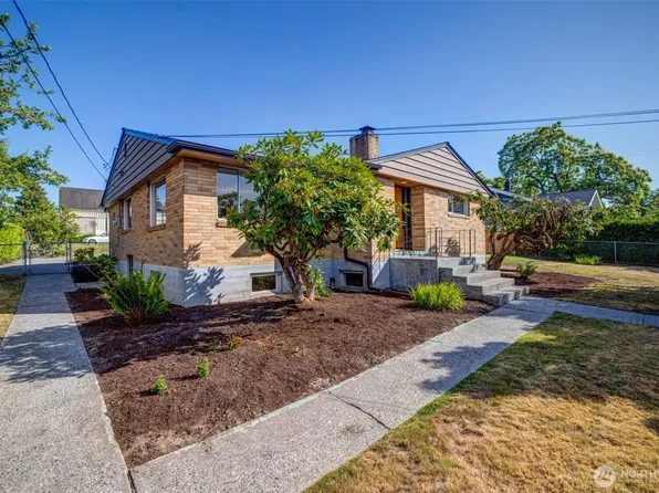 6011 S Roxbury Street, Seattle, WA 98118