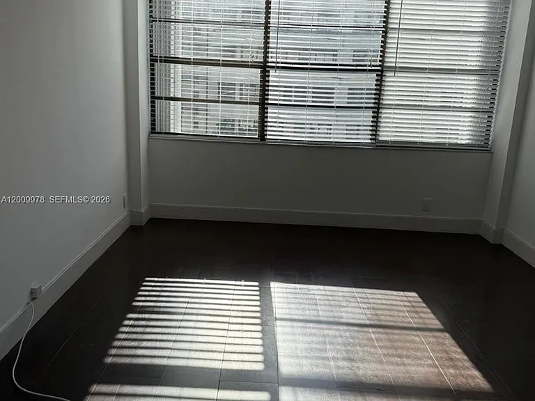 150 Ocean Lane Dr #6F — Photo 8