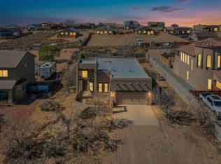 501 5th St NE, Rio Rancho, NM 87124