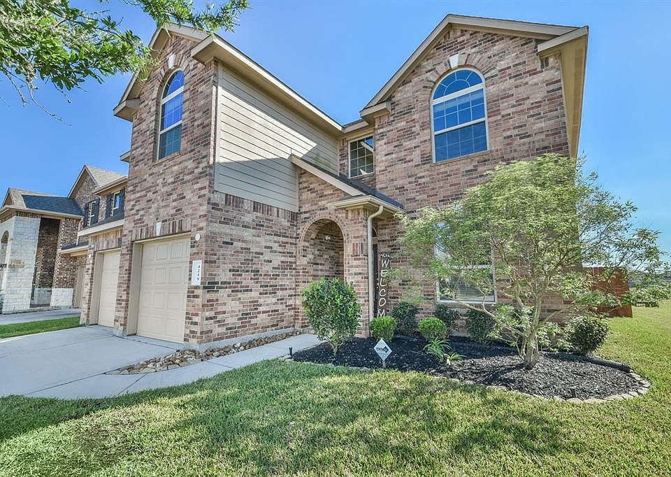 1st image of 4219 Fenetre Forest Dr