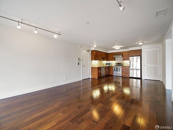 3rd image of 2443 Clement St #4
