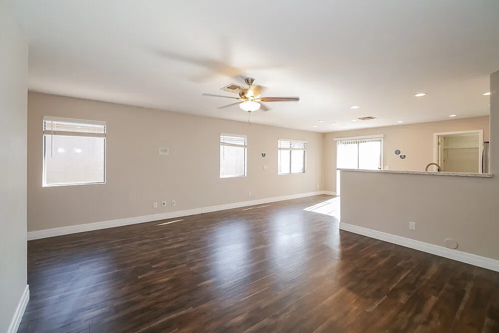 3 bed, 2.0 bath, 1441 sqft, $1,795 — Photo 4