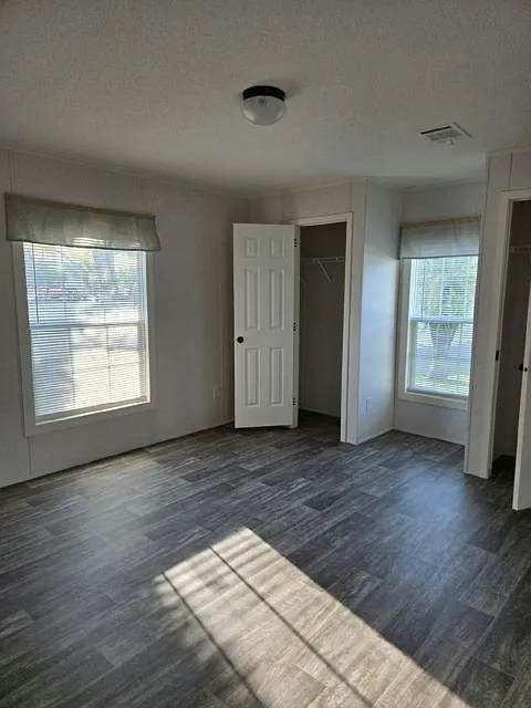 3 bed, 2.0 bath, 1040 sqft, $2,010 — Photo 4