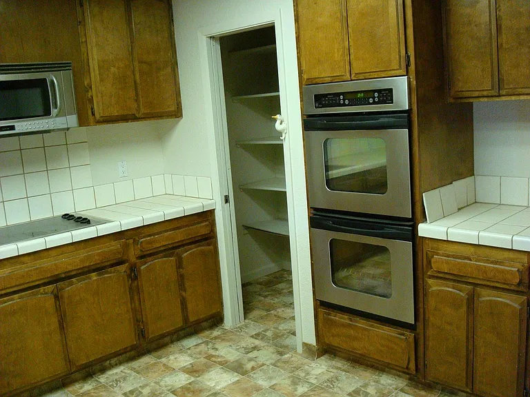 kitchen on upper level