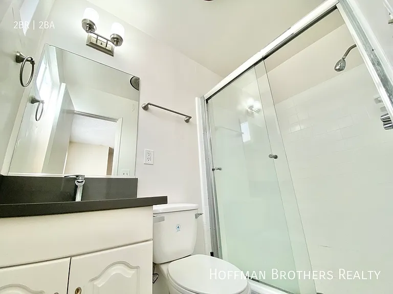 1808 N Harvard Blvd #10 — Photo 10