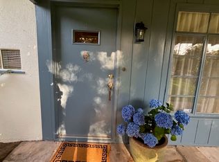 850 Estrella Dr, Santa Barbara, CA 93110