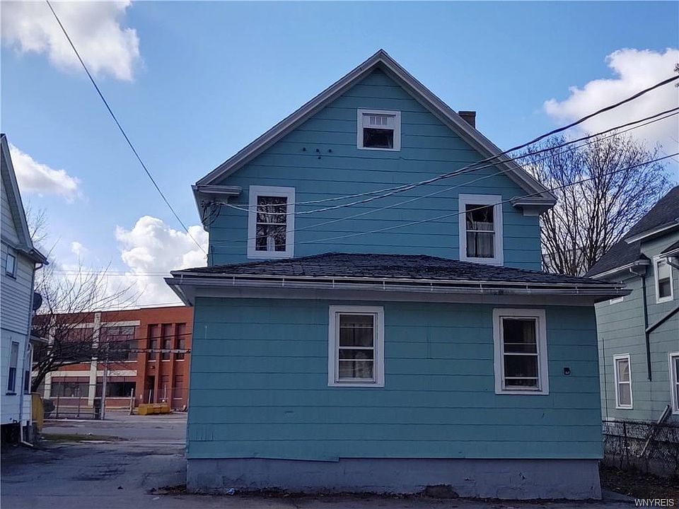 2nd image of 94 Lincoln Ave