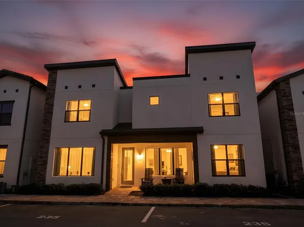 235 Villa Domani Cir, Davenport, FL 33896