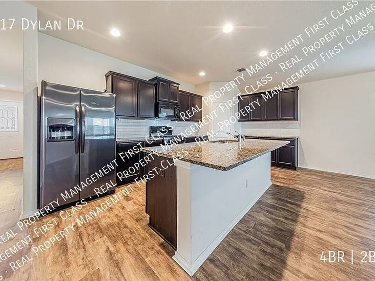 117 Dylan Dr — Photo 7