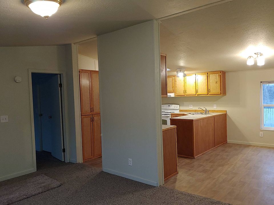 2nd image of 1103 Spruce St