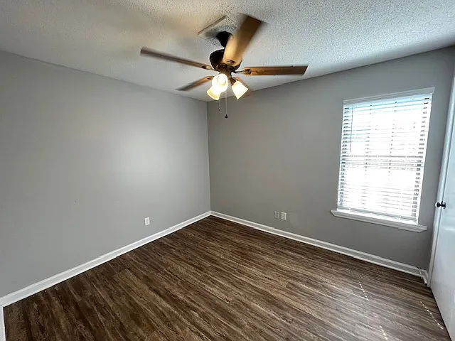 6895 Northknoll Ave — Photo 9