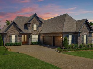 982 Luxborough Dr, Hendersonville, TN 37075