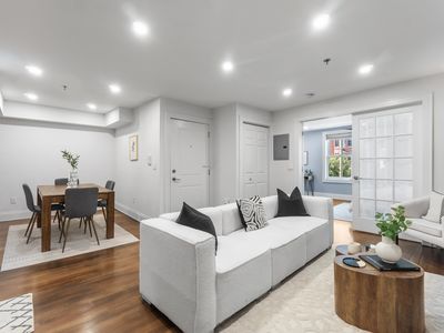 12 Bright St #3, Jersey City, NJ, 07302