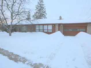1785 Cottage Ave E, Saint Paul, MN 55119