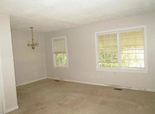 9 Pecan Cir, Selma, AL 36701