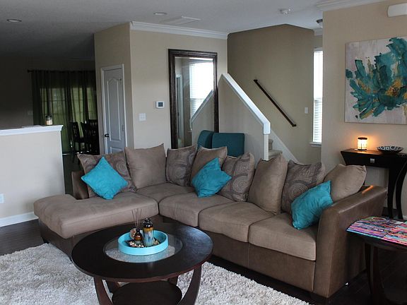 4th image of 334 Harmony Dr