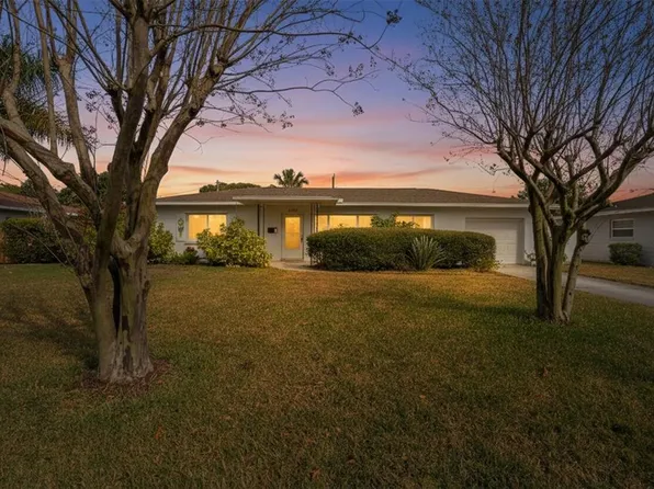 1903 42nd Way N, Saint Petersburg, FL 33713