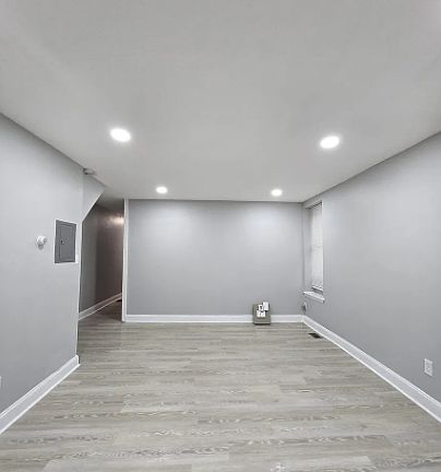 5th image of 74 W Rockland St