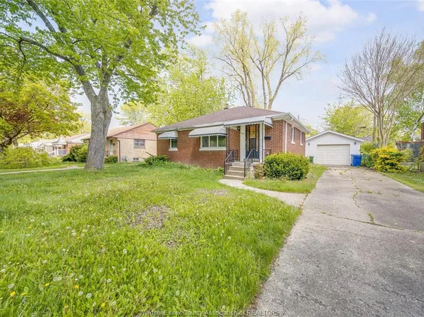 3264 Dominion Blvd, Windsor, ON N9E 2N5