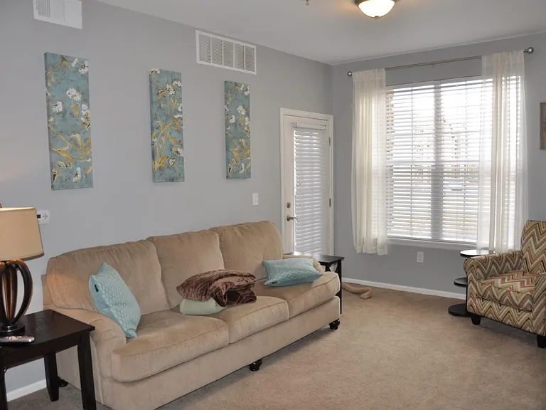 1465 Blue Sky Cir — Photo 3