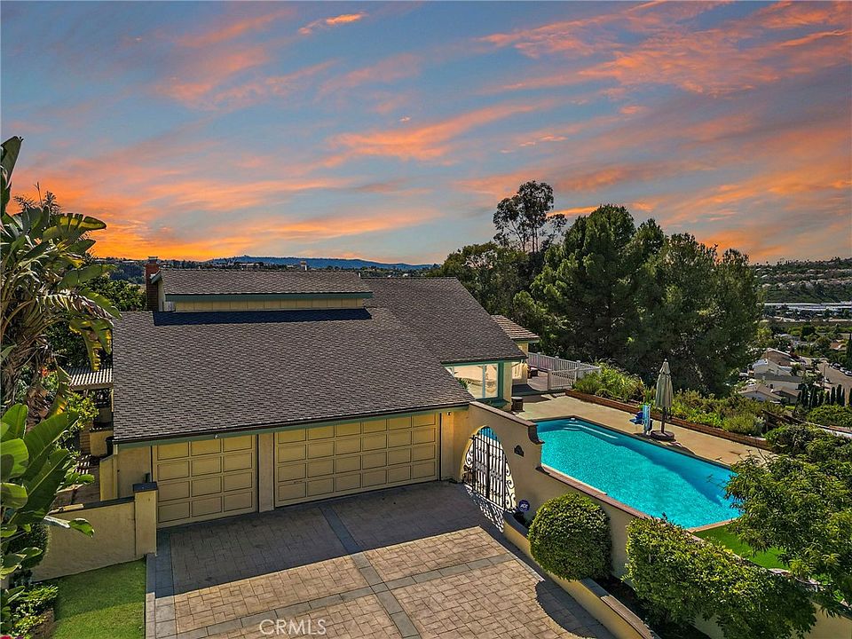 1st image of 26611 Cuenca Dr